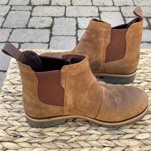 Women’s Chaco Fields Chelsea waterproof boot